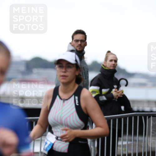 16.08.2026 - KN Förde Triathlon 2026 Antke Förster http://msf.ph/oto/9993854 16.08.2026 10:20:40 Laufen  meine-sportfotos.de