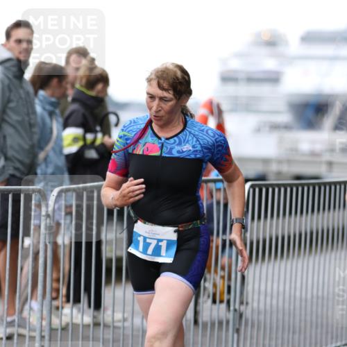 16.08.2026 - KN Förde Triathlon 2026 Antke Förster http://msf.ph/oto/9993861 16.08.2026 10:20:49 Laufen  meine-sportfotos.de