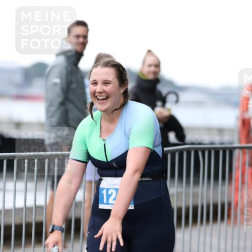 16.08.2026 - KN Förde Triathlon 2026 Antke Förster http://msf.ph/oto/9993900 16.08.2026 10:21:36 Laufen  meine-sportfotos.de