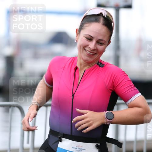 16.08.2026 - KN Förde Triathlon 2026 Antke Förster http://msf.ph/oto/9993914 16.08.2026 10:21:47 Laufen  meine-sportfotos.de