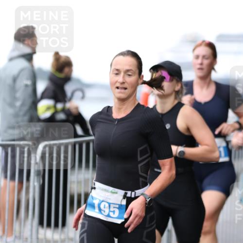 16.08.2026 - KN Förde Triathlon 2026 Antke Förster http://msf.ph/oto/9993922 16.08.2026 10:21:53 Laufen  meine-sportfotos.de