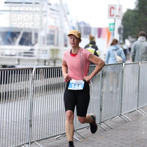 16.08.2026 - KN Förde Triathlon 2026 Antke Förster http://msf.ph/oto/9993960 16.08.2026 10:22:39 Laufen  meine-sportfotos.de