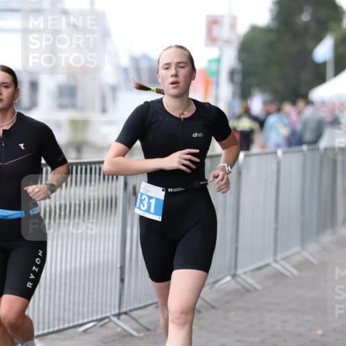16.08.2026 - KN Förde Triathlon 2026 Antke Förster http://msf.ph/oto/9993980 16.08.2026 10:23:02 Laufen  meine-sportfotos.de
