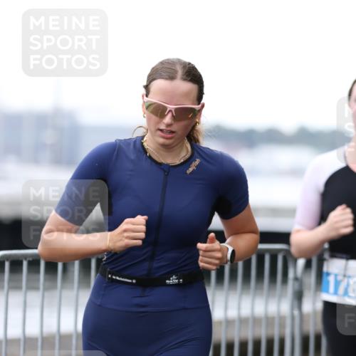 16.08.2026 - KN Förde Triathlon 2026 Antke Förster http://msf.ph/oto/9994024 16.08.2026 10:24:07 Laufen  meine-sportfotos.de
