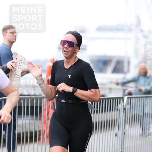 16.08.2026 - KN Förde Triathlon 2026 Antke Förster http://msf.ph/oto/9994128 16.08.2026 10:26:33 Laufen  meine-sportfotos.de