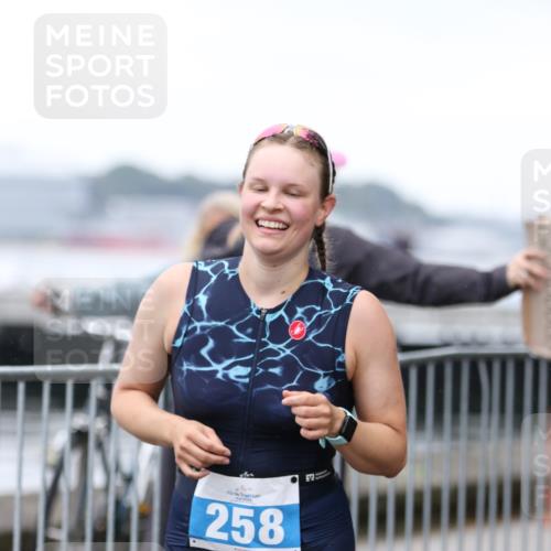 16.08.2026 - KN Förde Triathlon 2026 Antke Förster http://msf.ph/oto/9994135 16.08.2026 10:26:41 Laufen  meine-sportfotos.de