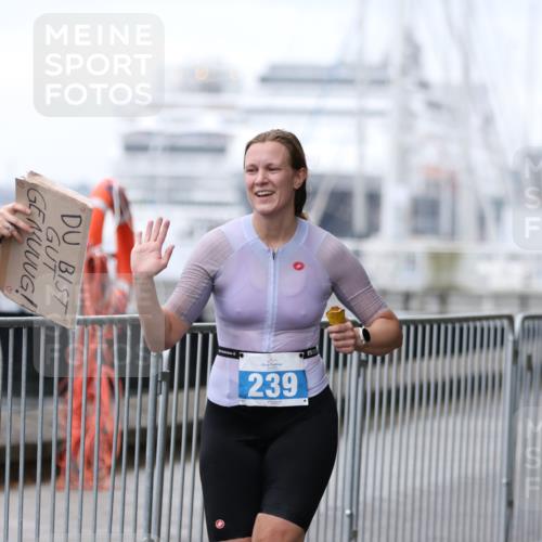 16.08.2026 - KN Förde Triathlon 2026 Antke Förster http://msf.ph/oto/9994144 16.08.2026 10:26:49 Laufen  meine-sportfotos.de