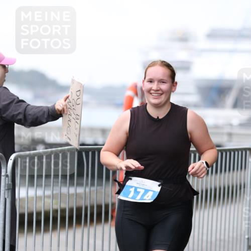 16.08.2026 - KN Förde Triathlon 2026 Antke Förster http://msf.ph/oto/9994170 16.08.2026 10:27:27 Laufen  meine-sportfotos.de