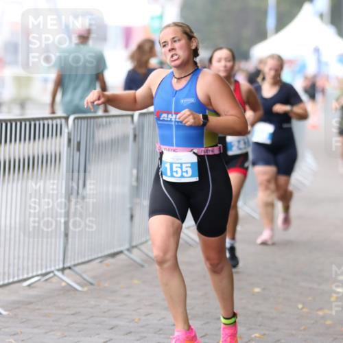 16.08.2026 - KN Förde Triathlon 2026 Antke Förster http://msf.ph/oto/9994227 16.08.2026 10:28:45 Laufen  meine-sportfotos.de