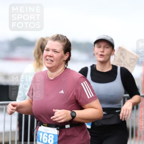 16.08.2026 - KN Förde Triathlon 2026 Antke Förster http://msf.ph/oto/9994286 16.08.2026 10:30:09 Laufen  meine-sportfotos.de