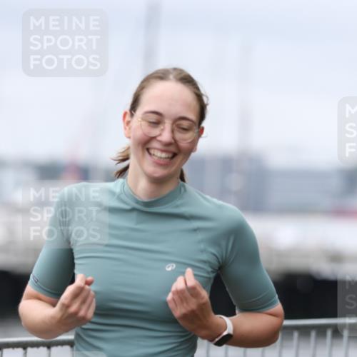 16.08.2026 - KN Förde Triathlon 2026 Antke Förster http://msf.ph/oto/9994354 16.08.2026 10:31:38 Laufen  meine-sportfotos.de