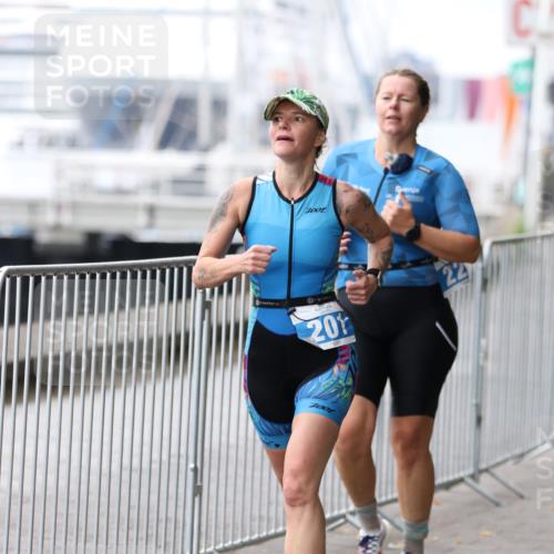 16.08.2026 - KN Förde Triathlon 2026 Antke Förster http://msf.ph/oto/9994370 16.08.2026 10:31:58 Laufen  meine-sportfotos.de