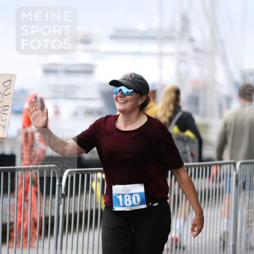 16.08.2026 - KN Förde Triathlon 2026 Antke Förster http://msf.ph/oto/9994399 16.08.2026 10:32:22 Laufen  meine-sportfotos.de