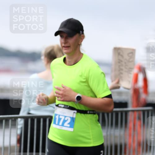 16.08.2026 - KN Förde Triathlon 2026 Antke Förster http://msf.ph/oto/9994411 16.08.2026 10:32:37 Laufen  meine-sportfotos.de