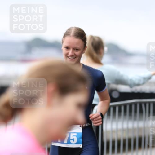 16.08.2026 - KN Förde Triathlon 2026 Antke Förster http://msf.ph/oto/9994431 16.08.2026 10:33:03 Laufen  meine-sportfotos.de