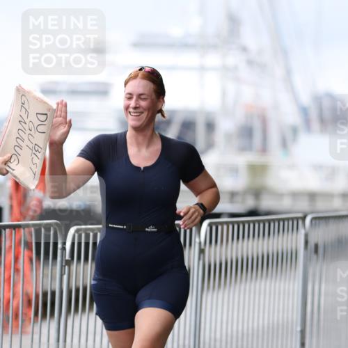 16.08.2026 - KN Förde Triathlon 2026 Antke Förster http://msf.ph/oto/9994438 16.08.2026 10:33:08 Laufen  meine-sportfotos.de