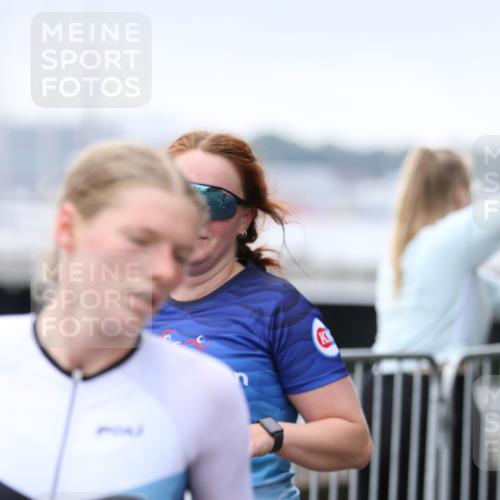 16.08.2026 - KN Förde Triathlon 2026 Antke Förster http://msf.ph/oto/9994479 16.08.2026 10:34:05 Laufen  meine-sportfotos.de