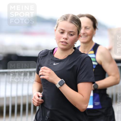 16.08.2026 - KN Förde Triathlon 2026 Antke Förster http://msf.ph/oto/9994482 16.08.2026 10:34:07 Laufen  meine-sportfotos.de