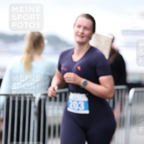 16.08.2026 - KN Förde Triathlon 2026 Antke Förster http://msf.ph/oto/9994490 16.08.2026 10:34:18 Laufen  meine-sportfotos.de