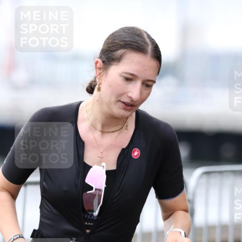 16.08.2026 - KN Förde Triathlon 2026 Antke Förster http://msf.ph/oto/9994502 16.08.2026 10:34:45 Laufen  meine-sportfotos.de