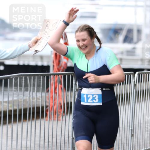16.08.2026 - KN Förde Triathlon 2026 Antke Förster http://msf.ph/oto/9994507 16.08.2026 10:34:56 Laufen  meine-sportfotos.de