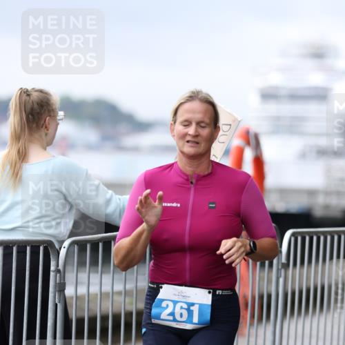 16.08.2026 - KN Förde Triathlon 2026 Antke Förster http://msf.ph/oto/9994542 16.08.2026 10:35:44 Laufen  meine-sportfotos.de
