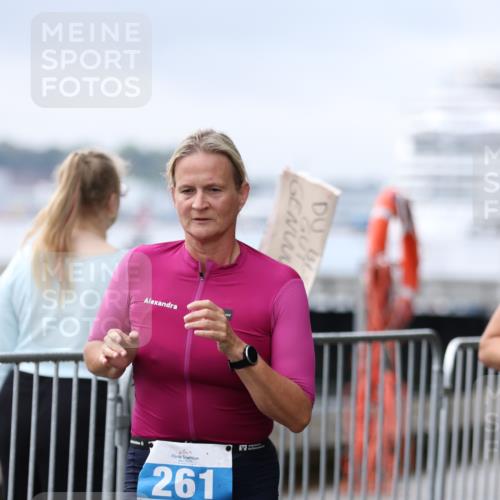16.08.2026 - KN Förde Triathlon 2026 Antke Förster http://msf.ph/oto/9994543 16.08.2026 10:35:45 Laufen  meine-sportfotos.de