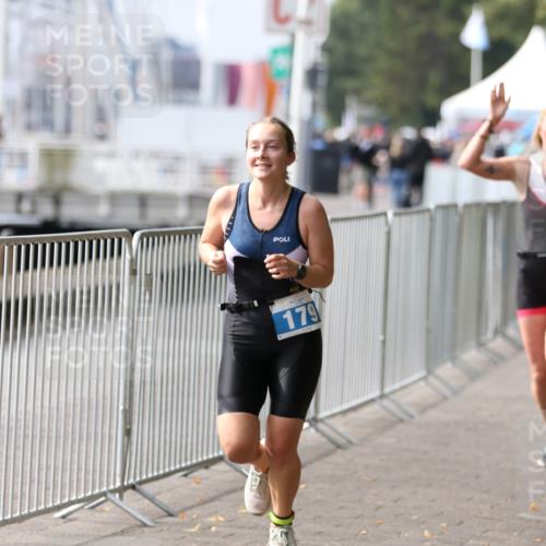 16.08.2026 - KN Förde Triathlon 2026 Antke Förster http://msf.ph/oto/9994622 16.08.2026 10:37:53 Laufen  meine-sportfotos.de