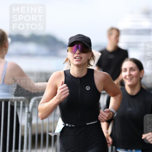 16.08.2026 - KN Förde Triathlon 2026 Antke Förster http://msf.ph/oto/9994693 16.08.2026 10:39:45 Laufen  meine-sportfotos.de