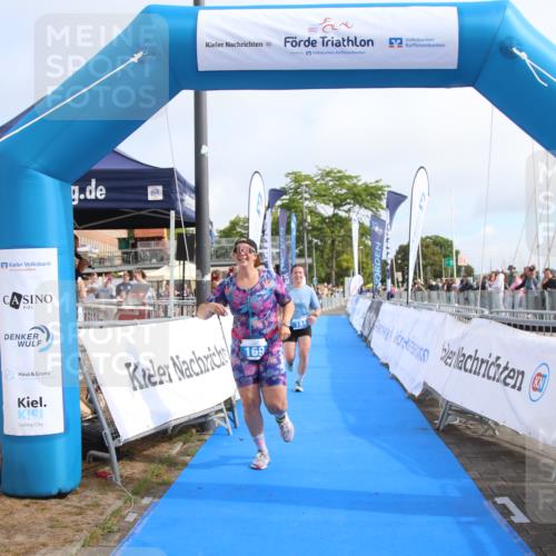 16.08.2026 - KN Förde Triathlon 2026 Markus Tischler http://msf.ph/oto/9994893 16.08.2026 10:44:53 Ziel 169, 182, 184, 169, 182, 184 meine-sportfotos.de