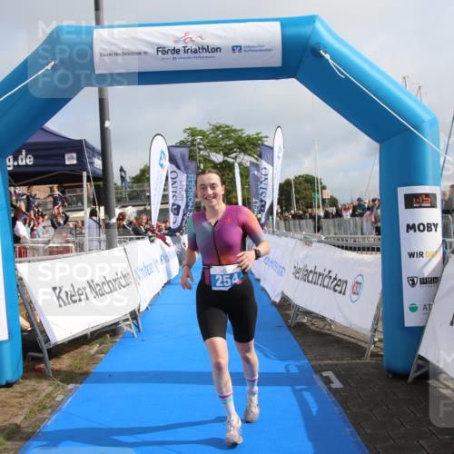 16.08.2026 - KN Förde Triathlon 2026 Markus Tischler http://msf.ph/oto/9994944 16.08.2026 10:45:45 Ziel 181, 254, 181, 254 meine-sportfotos.de