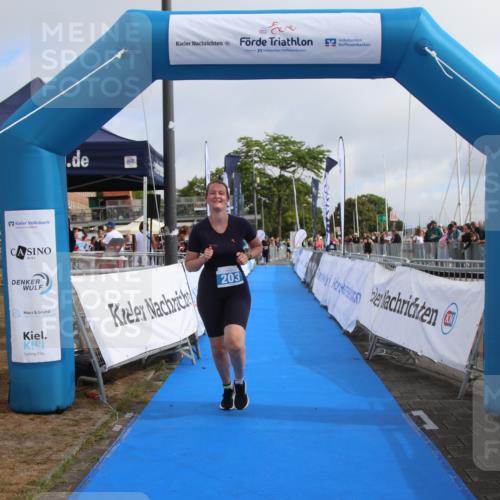16.08.2026 - KN Förde Triathlon 2026 Markus Tischler http://msf.ph/oto/9994954 16.08.2026 10:46:08 Ziel 203, 203 meine-sportfotos.de
