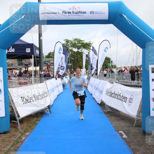 16.08.2026 - KN Förde Triathlon 2026 Markus Tischler http://msf.ph/oto/9995035 16.08.2026 10:49:43 Ziel 123, 236, 123, 236 meine-sportfotos.de