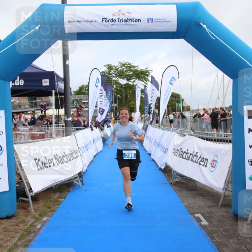16.08.2026 - KN Förde Triathlon 2026 Markus Tischler http://msf.ph/oto/9995037 16.08.2026 10:49:43 Ziel 123, 236, 123, 236 meine-sportfotos.de