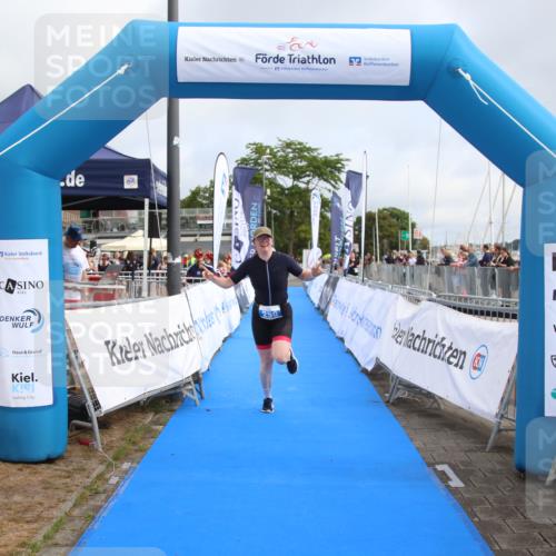 16.08.2026 - KN Förde Triathlon 2026 Markus Tischler http://msf.ph/oto/9995074 16.08.2026 10:50:50 Ziel 250, 250 meine-sportfotos.de