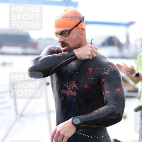 16.08.2026 - KN Förde Triathlon 2026 Antke Förster http://msf.ph/oto/9995253 16.08.2026 10:53:37 Schwimmen 304, 305, 308, 319, 311, 318, 325, 441 meine-sportfotos.de