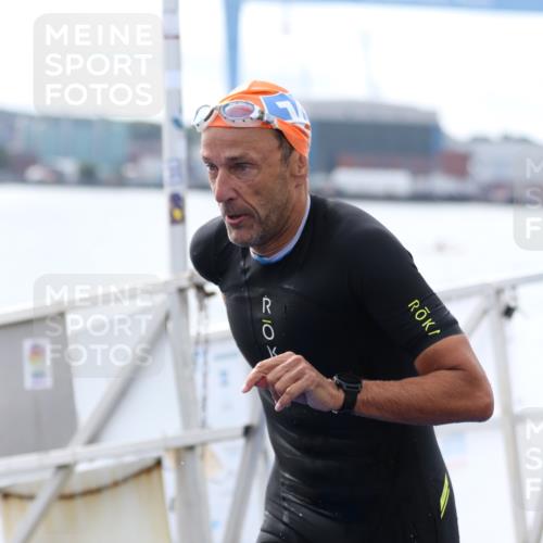 16.08.2026 - KN Förde Triathlon 2026 Antke Förster http://msf.ph/oto/9995272 16.08.2026 10:53:58 Schwimmen 308, 311, 319, 325, 441, 318, 330 meine-sportfotos.de