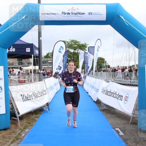 16.08.2026 - KN Förde Triathlon 2026 Markus Tischler http://msf.ph/oto/9995327 16.08.2026 10:57:12 Ziel 205, 205 meine-sportfotos.de