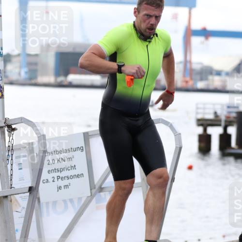 16.08.2026 - KN Förde Triathlon 2026 Antke Förster http://msf.ph/oto/9995334 16.08.2026 10:56:08 Schwimmen 324, 327, 329, 310, 321, 324, 336, 341, 373 meine-sportfotos.de