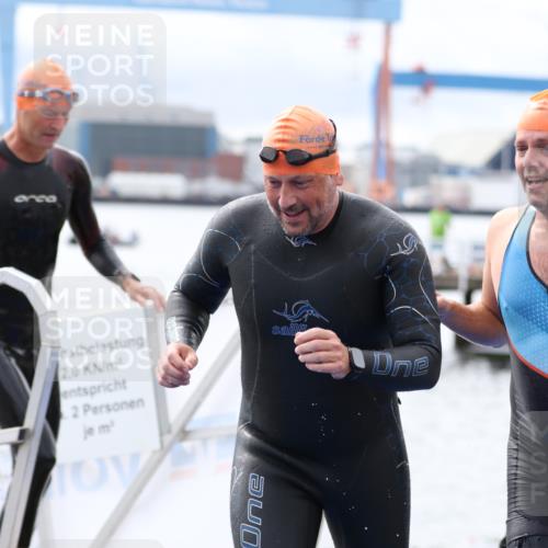16.08.2026 - KN Förde Triathlon 2026 Antke Förster http://msf.ph/oto/9995505 16.08.2026 11:00:52 Schwimmen 338, 356, 368, 390, 392, 395, 342, 347, 352, 356 meine-sportfotos.de