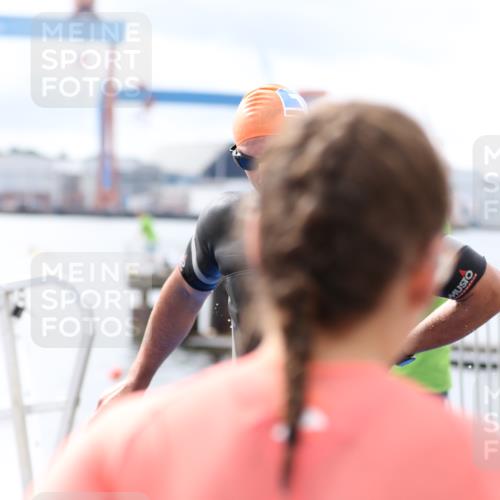16.08.2026 - KN Förde Triathlon 2026 Antke Förster http://msf.ph/oto/9995542 16.08.2026 11:01:31 Schwimmen 342, 347, 352, 364, 365, 375, 382, 353, 369, 376, 377, 383 meine-sportfotos.de
