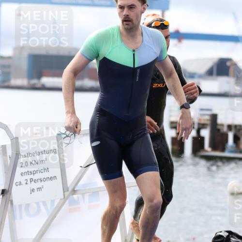 16.08.2026 - KN Förde Triathlon 2026 Antke Förster http://msf.ph/oto/9995557 16.08.2026 11:01:45 Schwimmen 353, 364, 365, 376, 377, 382, 383, 369, 376, 383 meine-sportfotos.de
