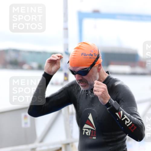 16.08.2026 - KN Förde Triathlon 2026 Antke Förster http://msf.ph/oto/9995603 16.08.2026 11:03:02 Schwimmen 315, 316, 357, 388, 389, 397, 360, 370, 381 meine-sportfotos.de
