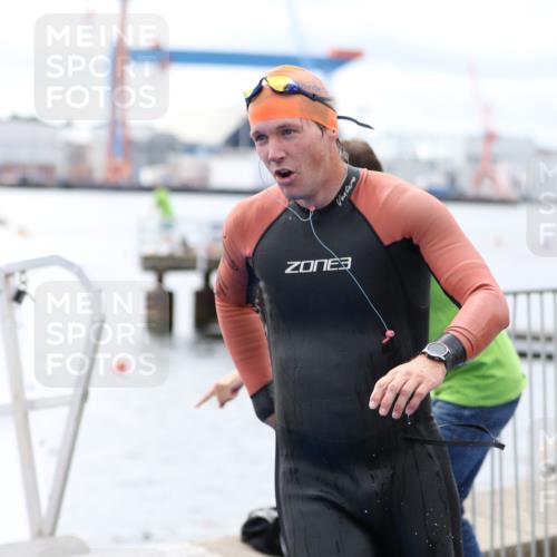 16.08.2026 - KN Förde Triathlon 2026 Antke Förster http://msf.ph/oto/9995664 16.08.2026 11:04:28 Schwimmen 334, 401, 411, 412, 408, 413, 430 meine-sportfotos.de