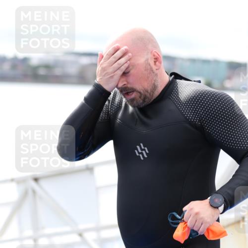 16.08.2026 - KN Förde Triathlon 2026 Antke Förster http://msf.ph/oto/9995718 16.08.2026 11:05:36 Schwimmen 393, 406, 432, 421 meine-sportfotos.de
