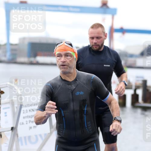 16.08.2026 - KN Förde Triathlon 2026 Antke Förster http://msf.ph/oto/9995767 16.08.2026 11:07:08 Schwimmen 351, 399, 416, 435, 437, 378, 385, 404, 425, 801, 802 meine-sportfotos.de