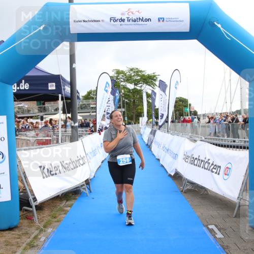 16.08.2026 - KN Förde Triathlon 2026 Markus Tischler http://msf.ph/oto/9995888 16.08.2026 11:13:35 Ziel 256, 256 meine-sportfotos.de