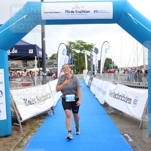 16.08.2026 - KN Förde Triathlon 2026 Markus Tischler http://msf.ph/oto/9995891 16.08.2026 11:13:35 Ziel 256, 256 meine-sportfotos.de