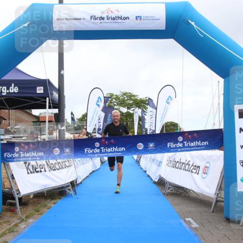 16.08.2026 - KN Förde Triathlon 2026 Markus Tischler http://msf.ph/oto/9995930 16.08.2026 11:50:42 Ziel 330, 330 meine-sportfotos.de