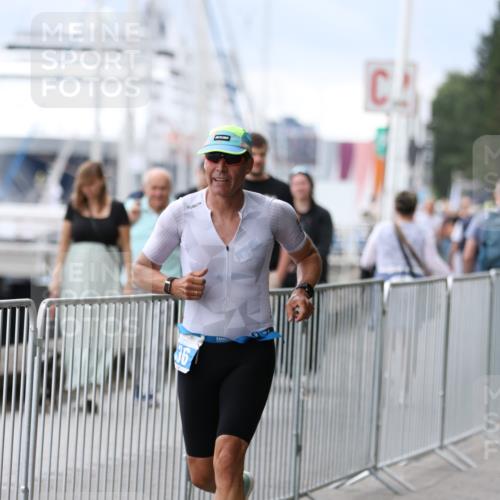 16.08.2026 - KN Förde Triathlon 2026 Antke Förster http://msf.ph/oto/9996081 16.08.2026 11:43:06 Laufen  meine-sportfotos.de